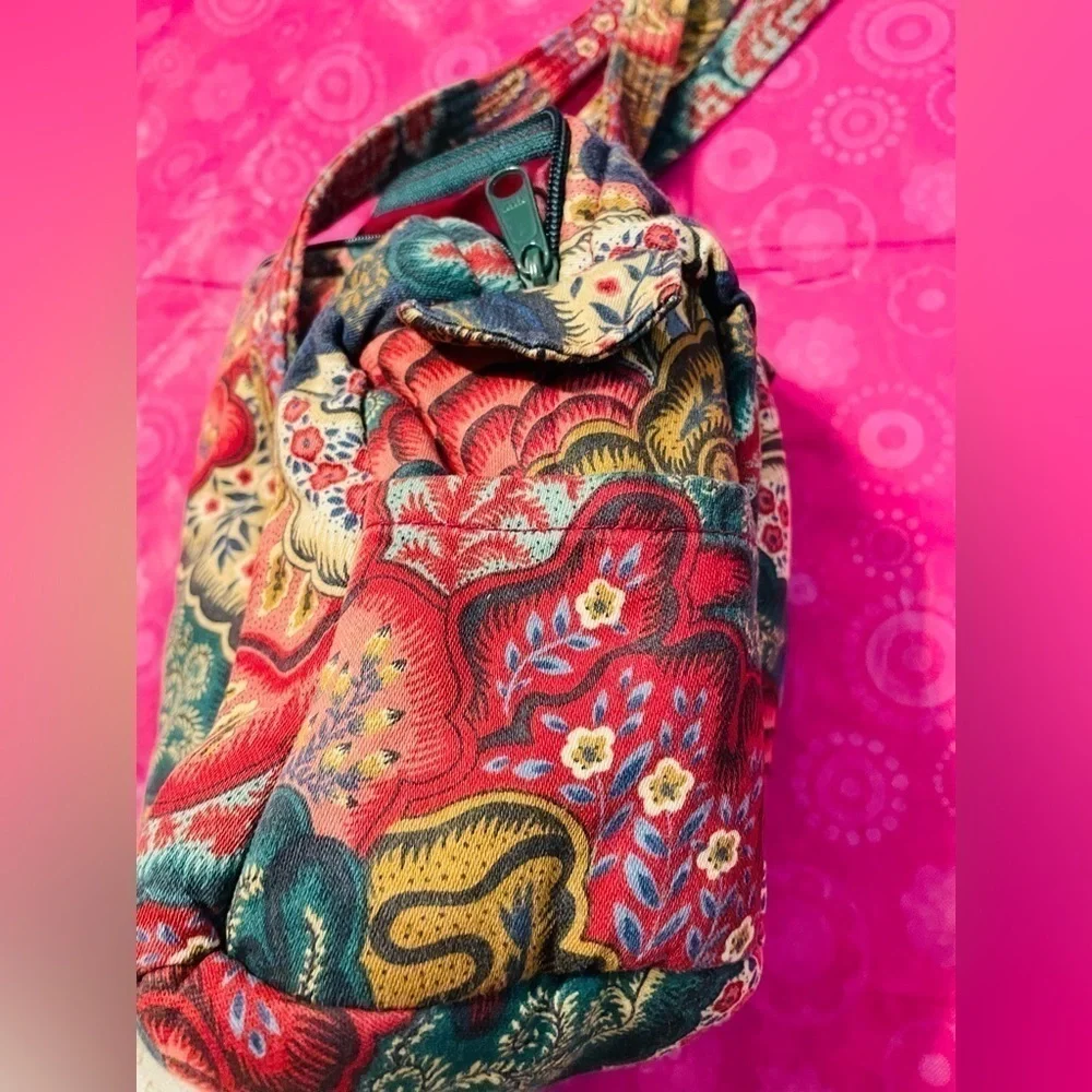 NWOT BOHO GLORIA RAE LADY LOVE GIFTS VINTAGE FLORAL MULTI-COLORED QUILTED TOTE!